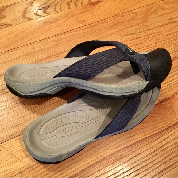 keen flip flops with toe guard